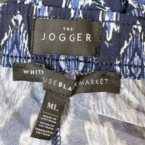 White House Black Market Ikat Printed Knit Crop Jogger Style Pants Blue Size M/L - Picture 2 of 12